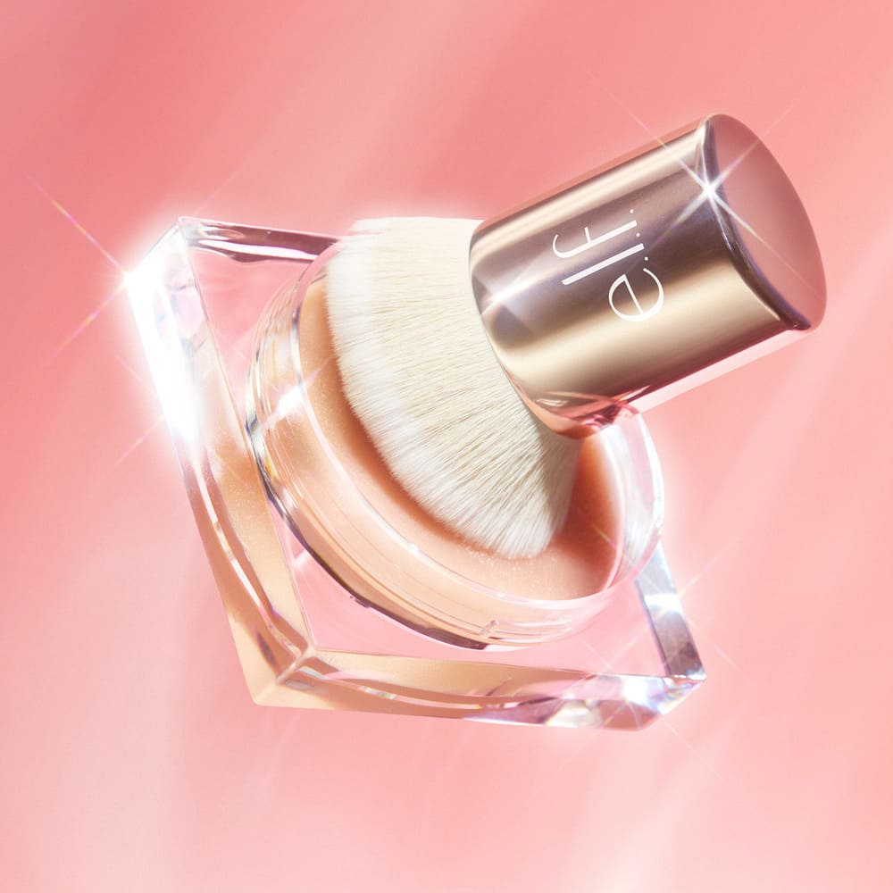 E.L.F. HALO GLOW BODY BRUSH (BROCHA PARA ILUMINADOR CORPORAL)